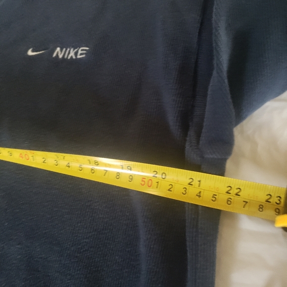 ⭐ Nike Navy Blue Thick Long Sleeve Shirt Size Large - Picture 9 of 10